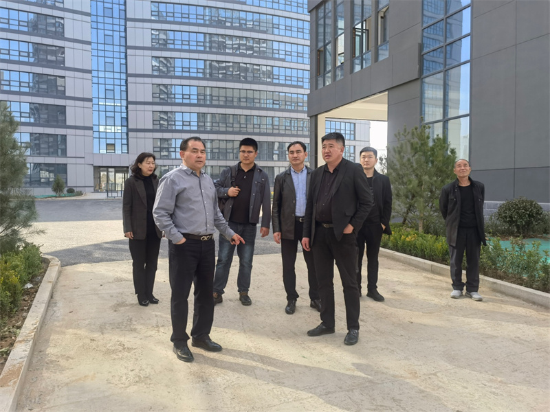 中科院微生物研究所攜內蒙古蒙苒生物科技蒞臨勁牛集團考察